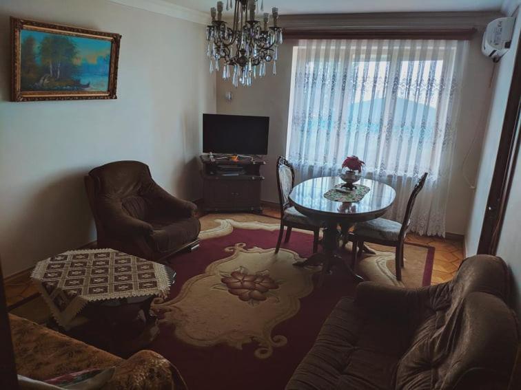 Giorgis Home บาทูมิ ภายนอก รูปภาพ
